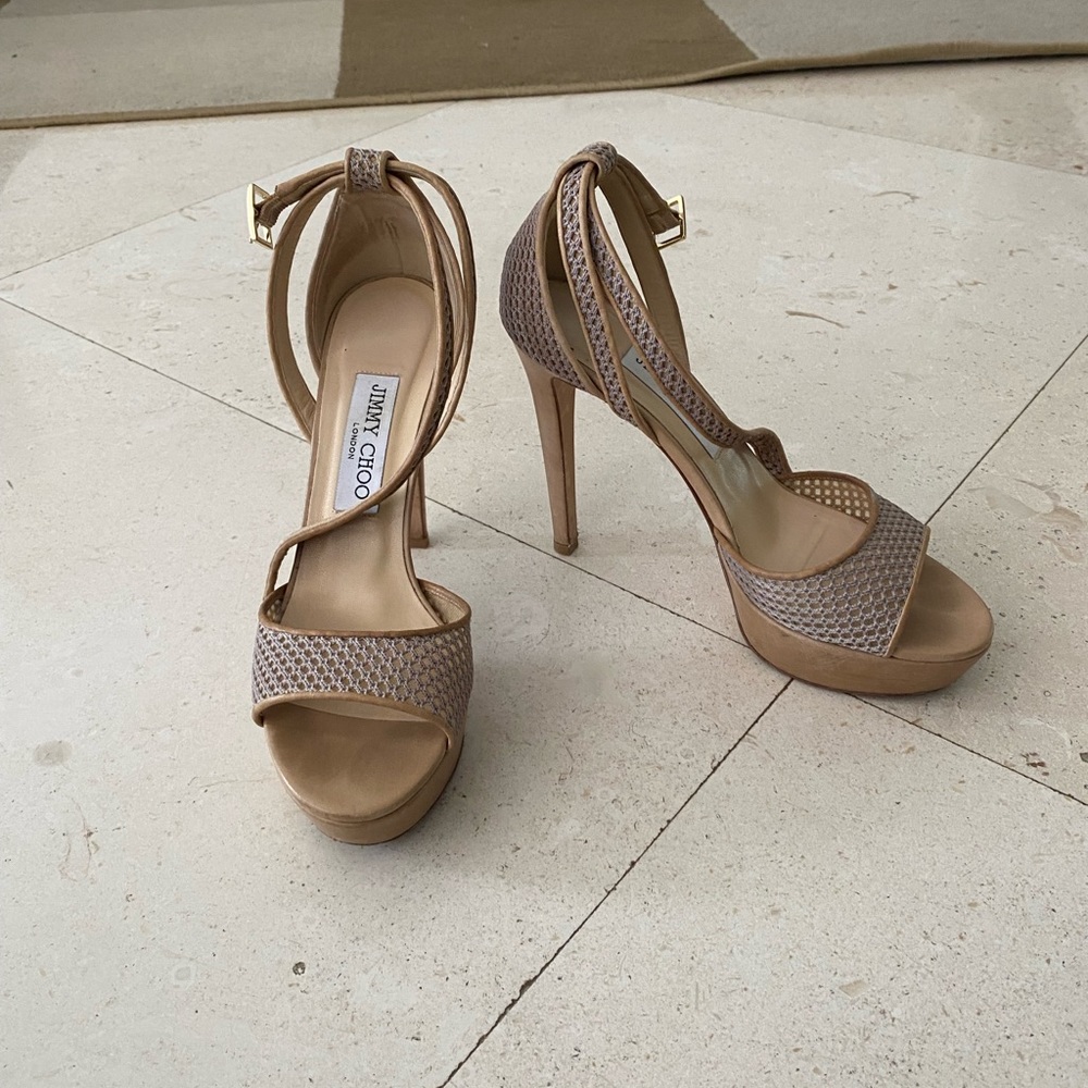 Gorgeous Jimmy CHOO Heels